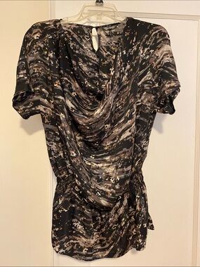 🎀 5/$20 🎀 Daisy Fuentes cowl neck top size medium